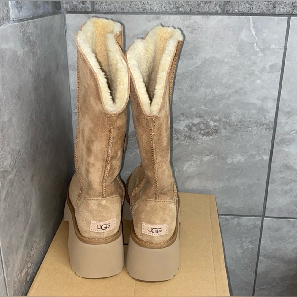 UGG CLASSIC NEW HEIGHTS CUFFABLE - Picture 4 of 6
